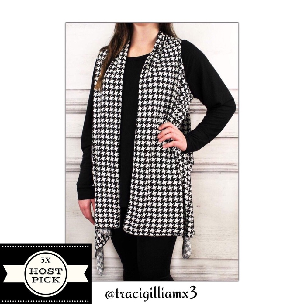 Black & White Houndstooth Jersey Vest